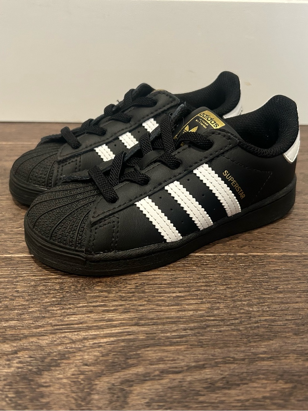 Adidas Size 9 Superstar II Elastic Lace Shoes